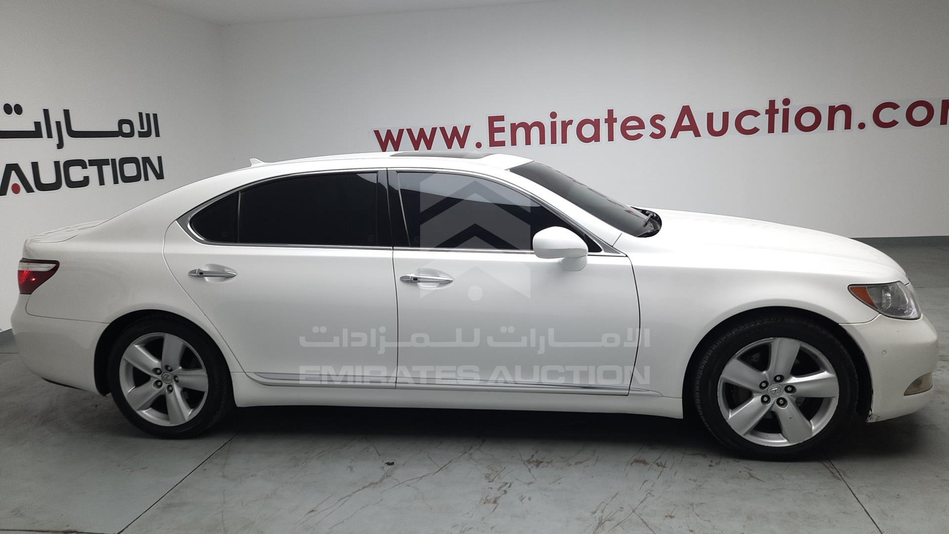 2007 LEXUS LS 460 L VIN: JTHGL46F675016000