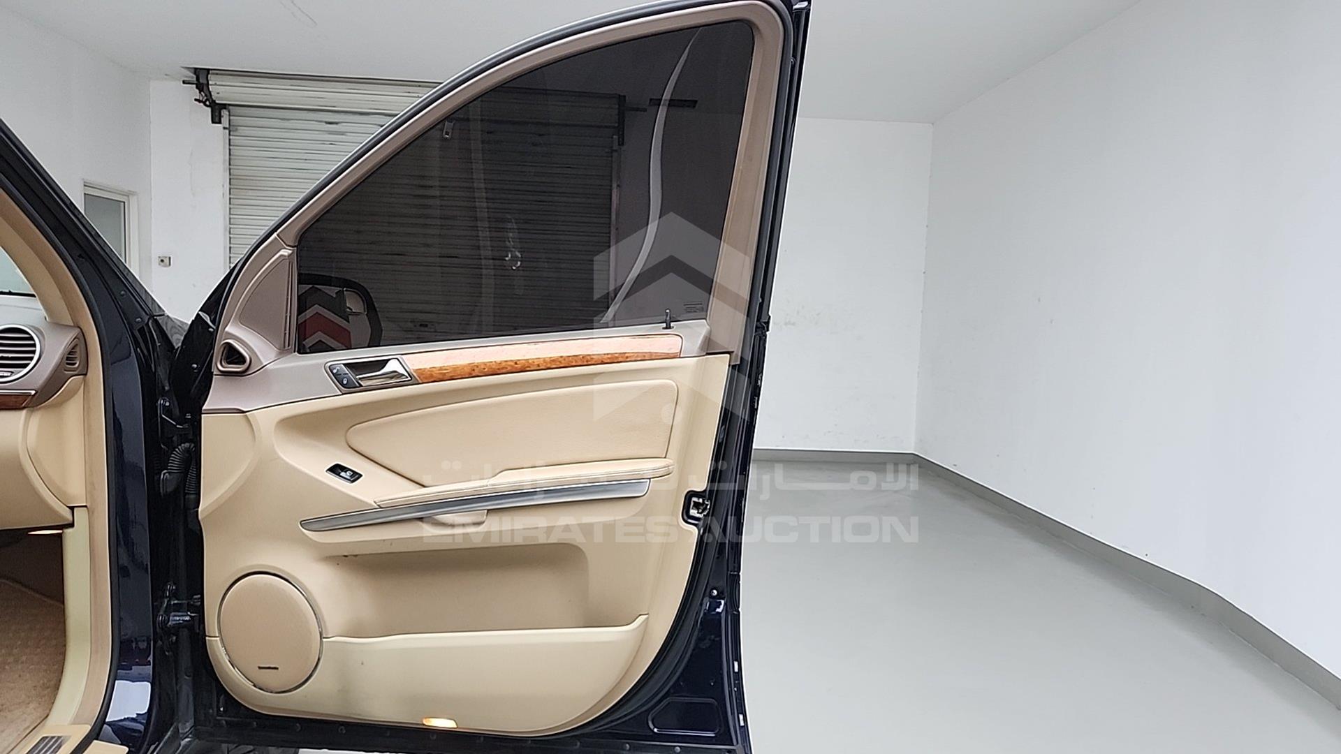 2009 MERCEDES GL 450 VIN: 4JGBF71E79A450712
