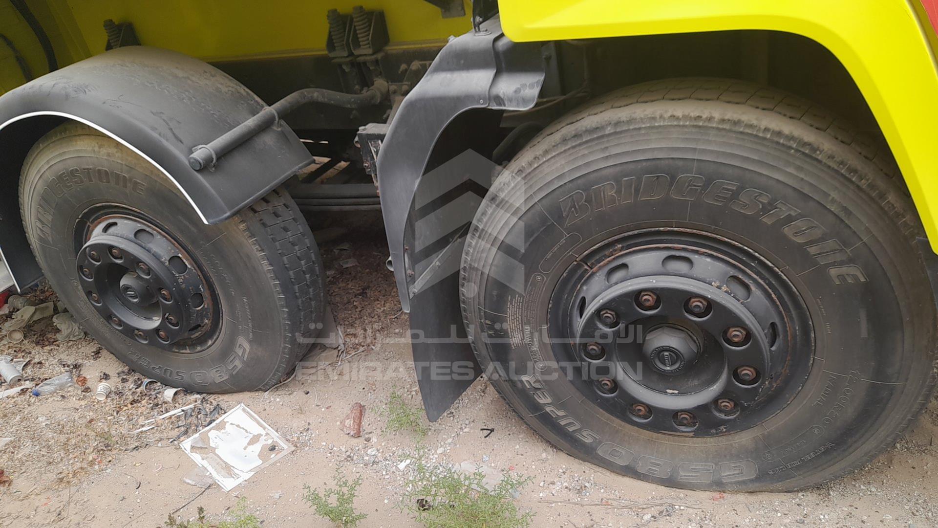 0 VOLVO FL 10 VIN: YV2F4C1G5WA281992
