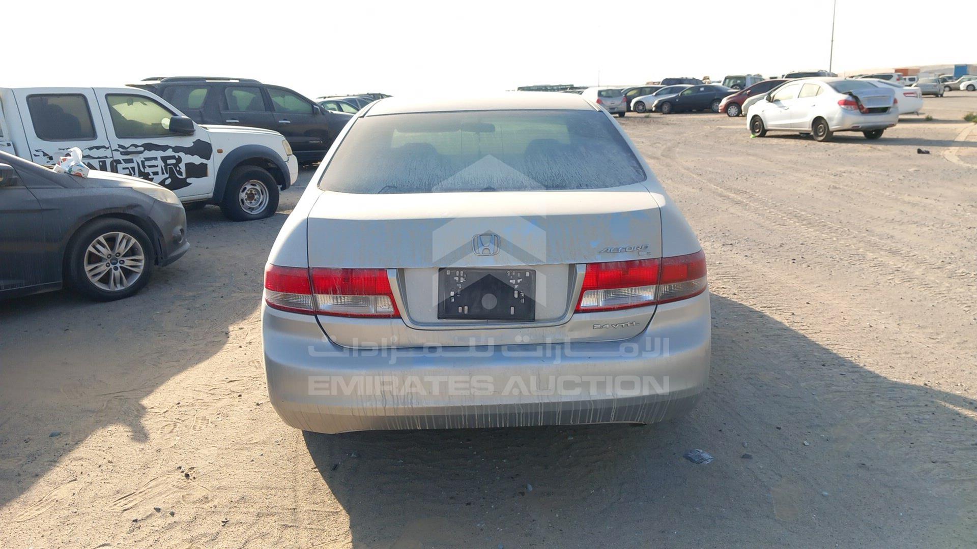 2004 HONDA ACCORD VIN: JHMCM56554C413780