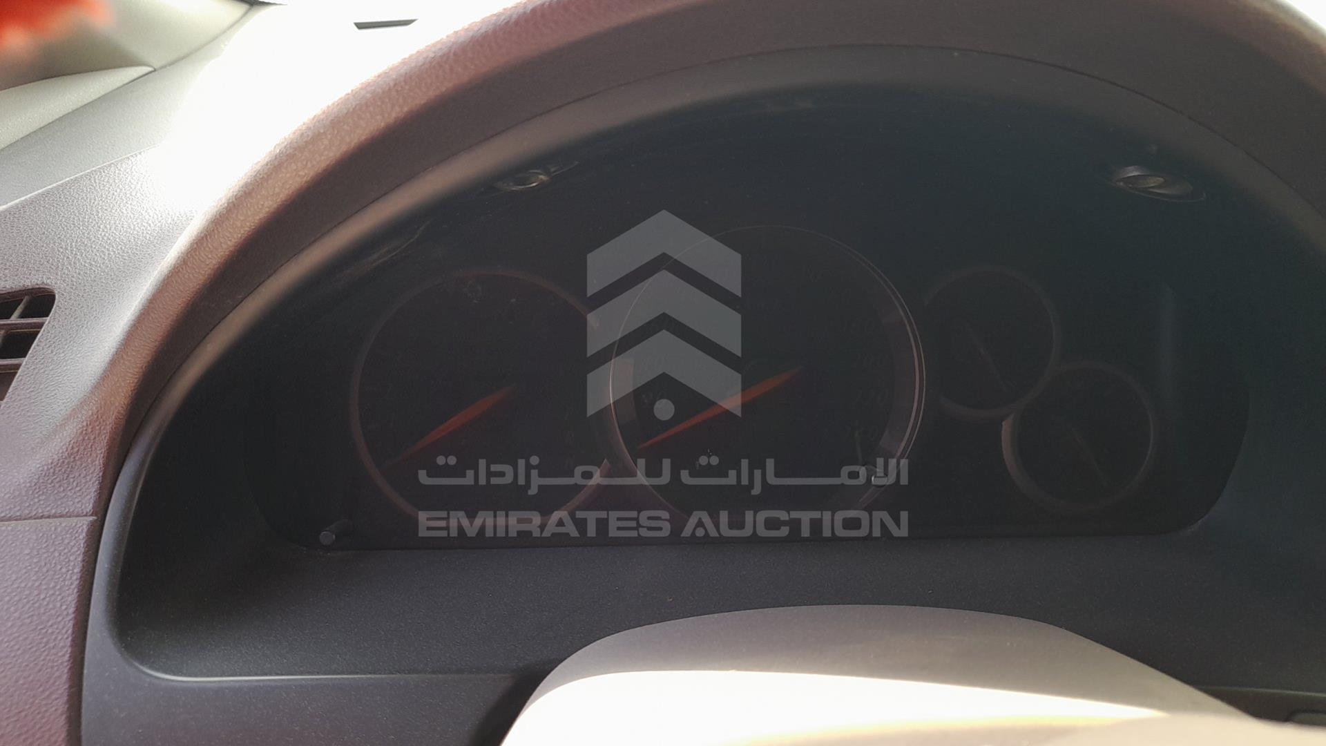 2005 MITSUBISHI GRANDIS VIN: JMYLRNA4W5Z703521