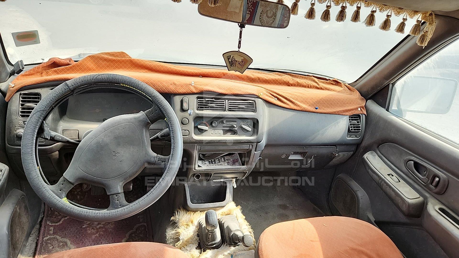 2003 MITSUBISHI L 200 VIN: MMBJNK7403D070441