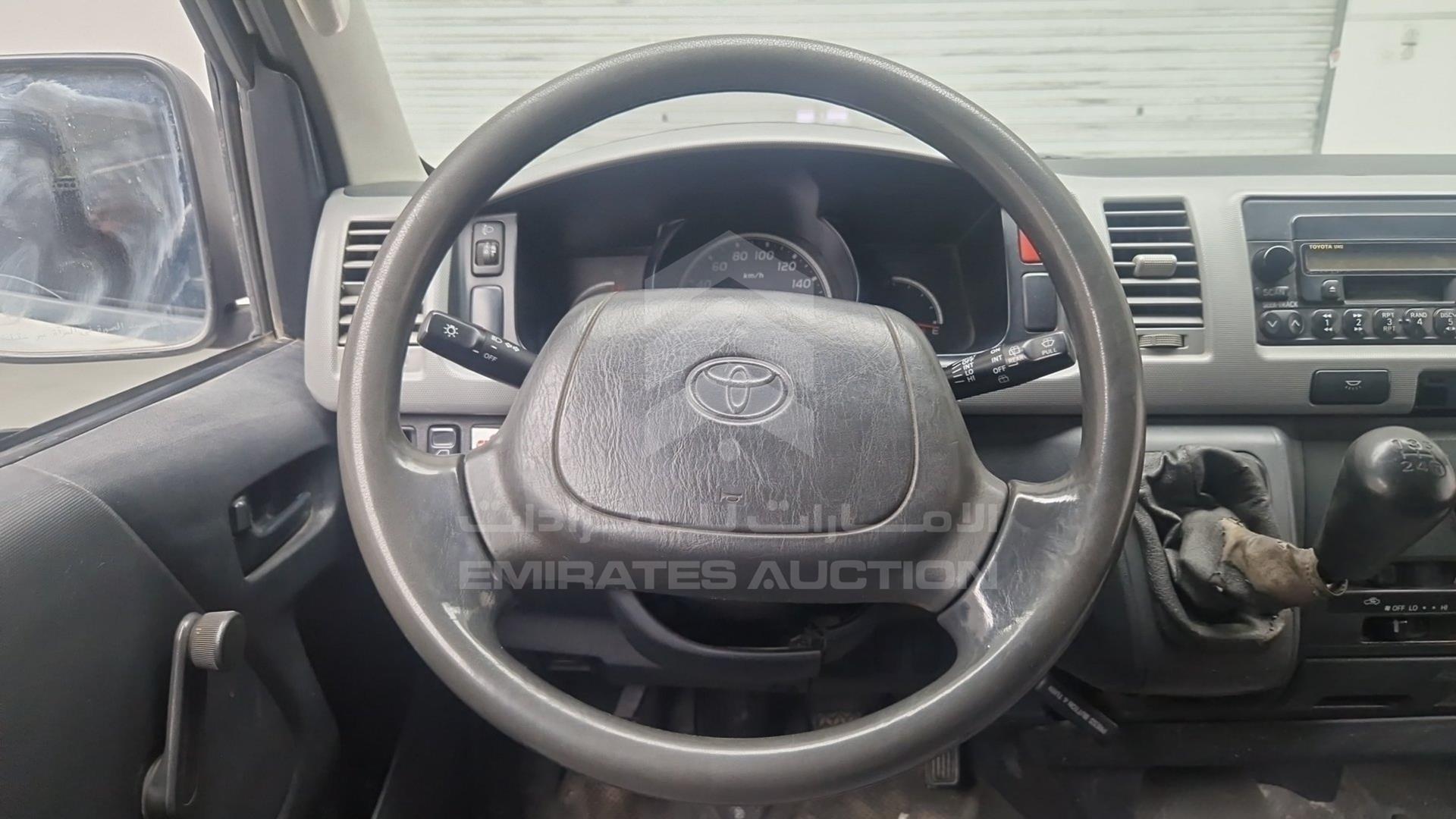2008 TOYOTA HIACE VIN: JTGJX02P583002012