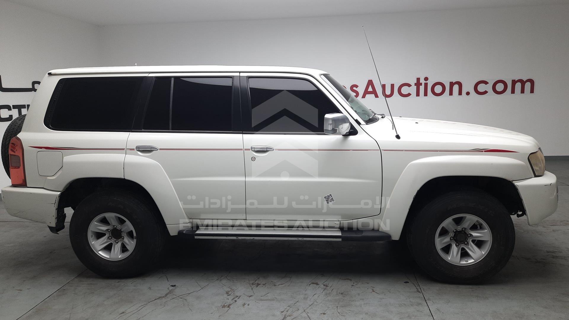 2010 NISSAN PATROL VIN: JN8FY15Y8AX581140