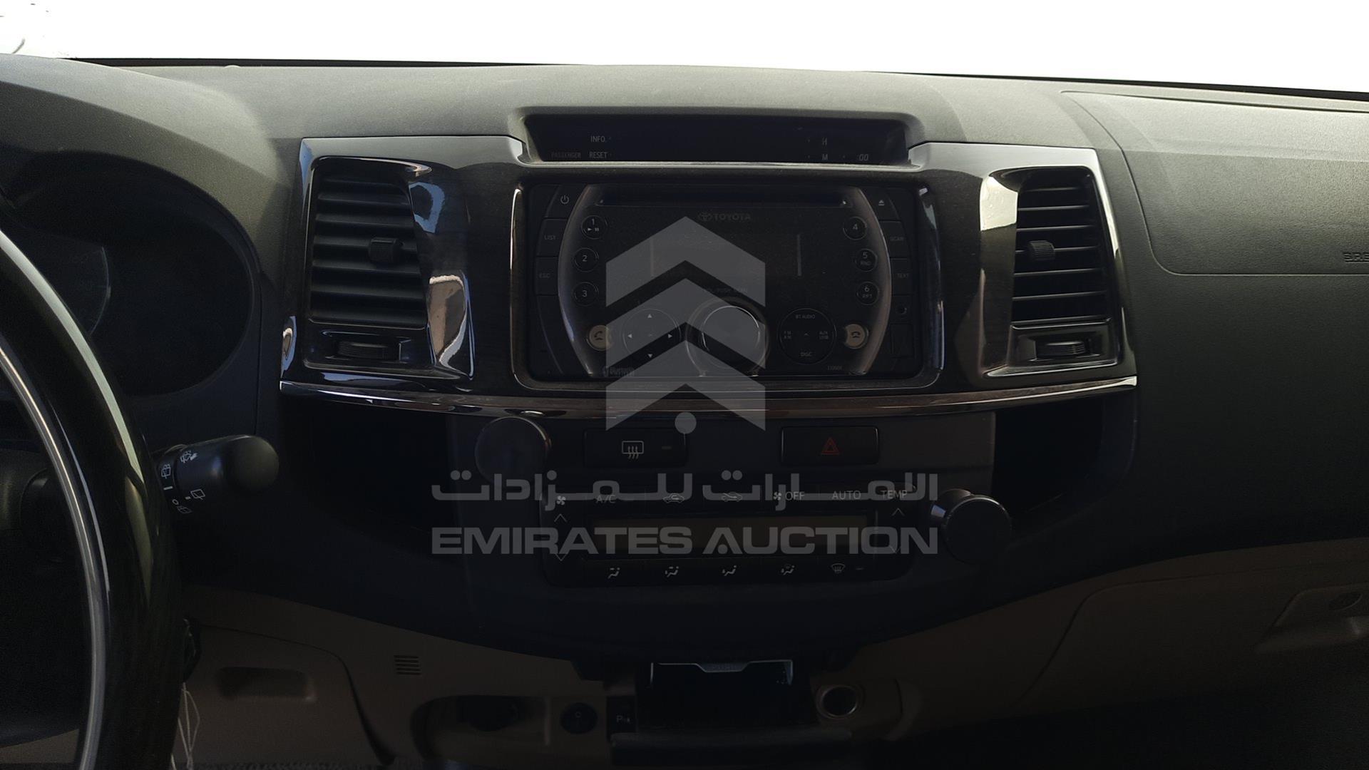 2014 TOYOTA FORTUNER VIN: MHFYU59G1E7032141