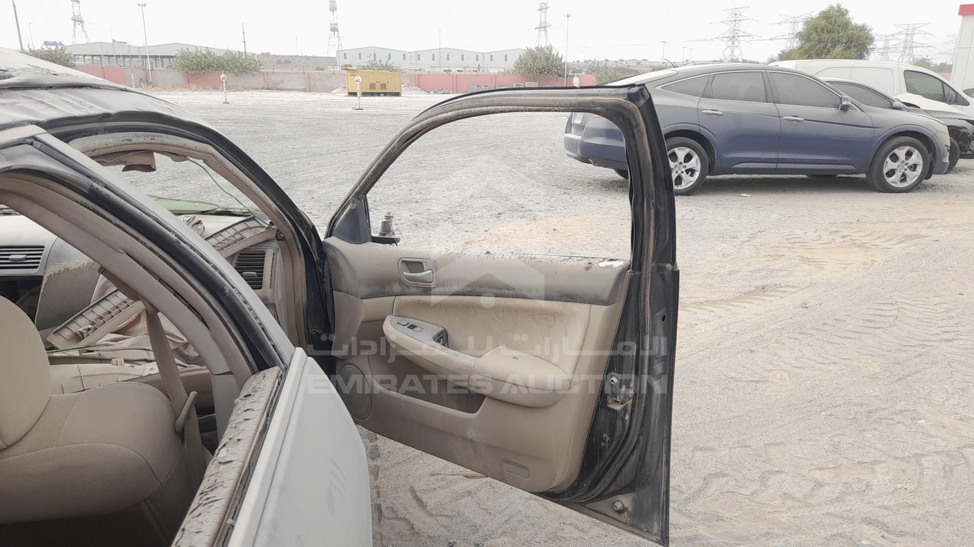 2005 HONDA ACCORD VIN: JHMCM565X5C411573