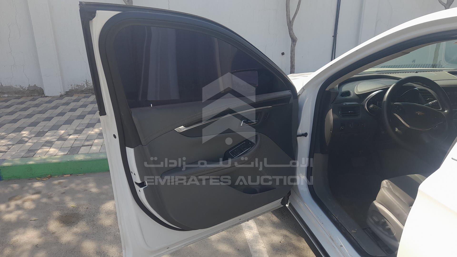 2019 CHEVROLET IMPALA VIN: 2G1135S31K9105261