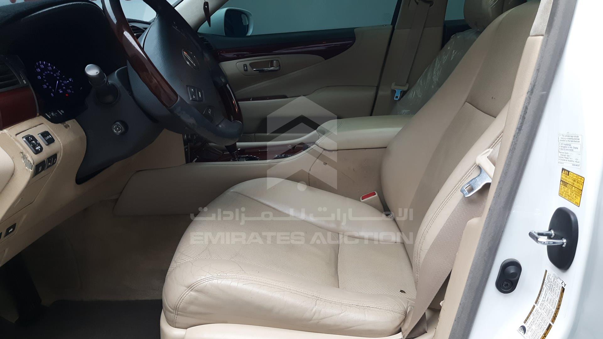 2007 LEXUS LS 460 L VIN: JTHGL46F675016000