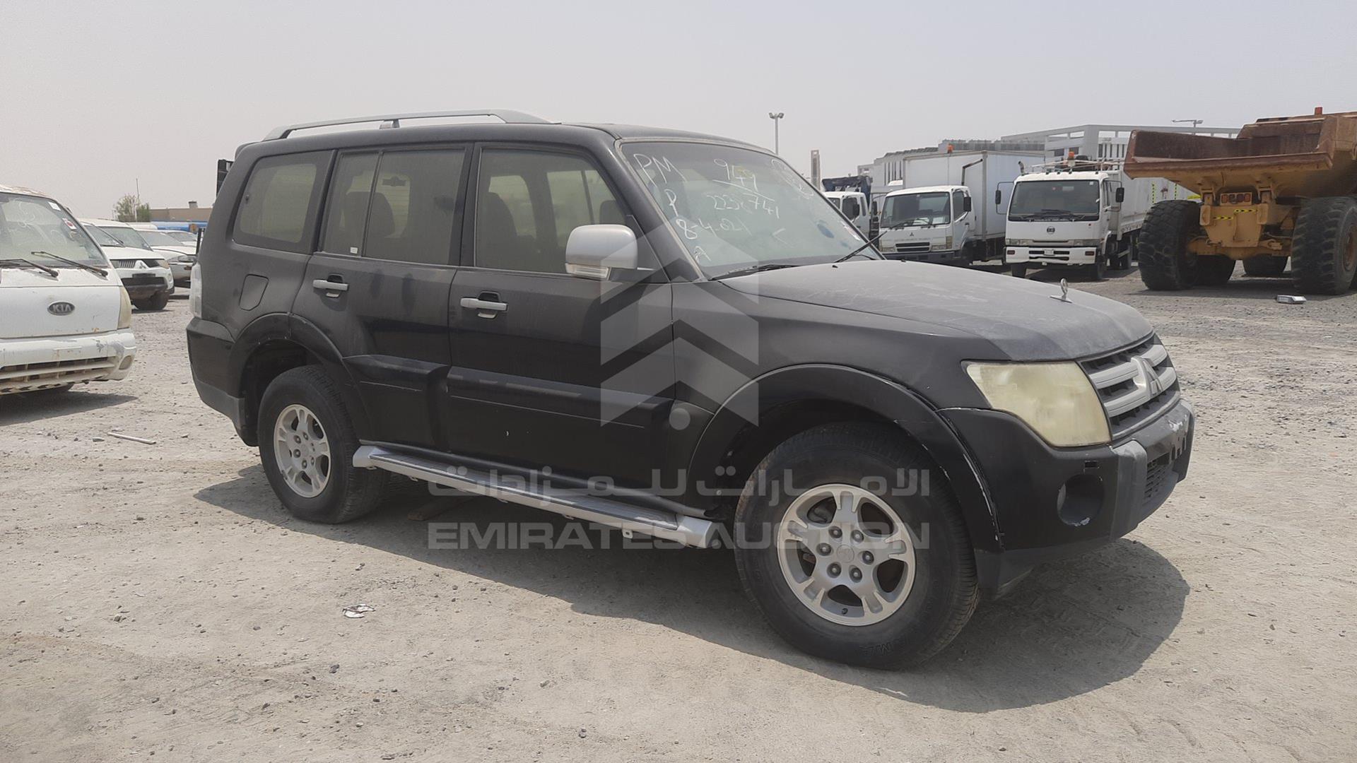 2008 MITSUBISHI PAJERO VIN: JMYLRV93W8J730399