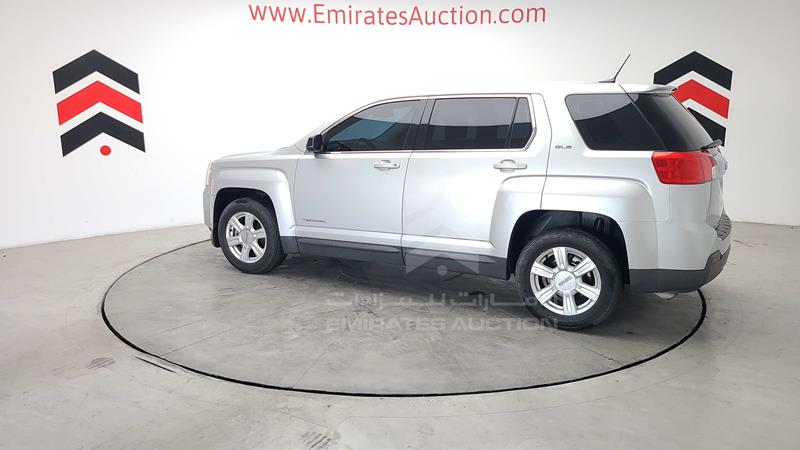 2GKAL8EKXF6303229 Auction: EmiratesAuction Lot: 412016 2GKAL8EKXF6303229 GMC Terrain 2015 SILVER Photo 54