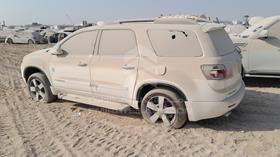 2008 GMC Acadia — Rear Left Angle — Photo 6 — Thumbnail