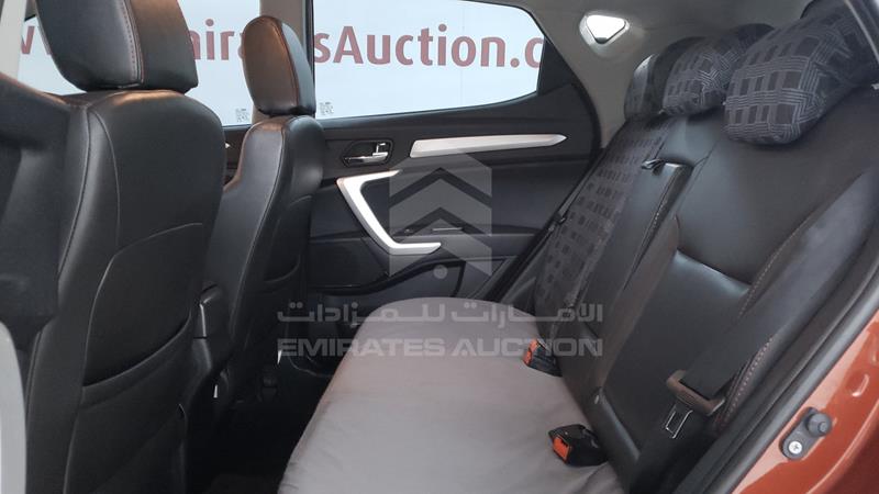 LJ12EKR2XJ4703542 Auction: EmiratesAuction Lot: 406746 LJ12EKR2XJ4703542 JAC S3 2018 RED Photo 26