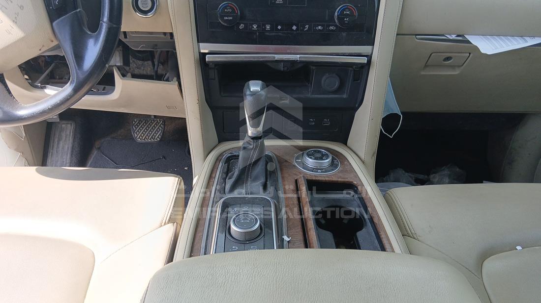 2022 Nissan Patrol — Gear View — Photo 17
