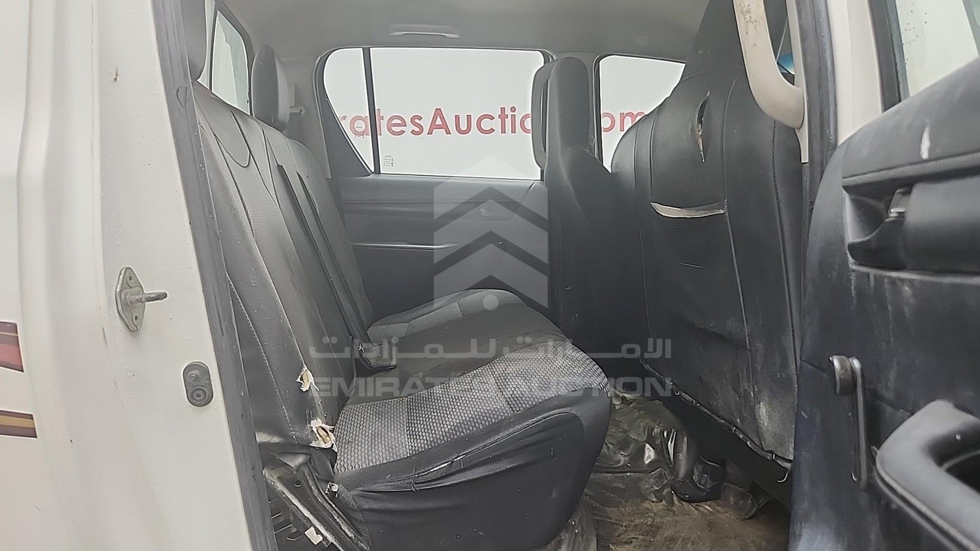 2019 TOYOTA HILUX VIN: MR0DX9CD3K2521237