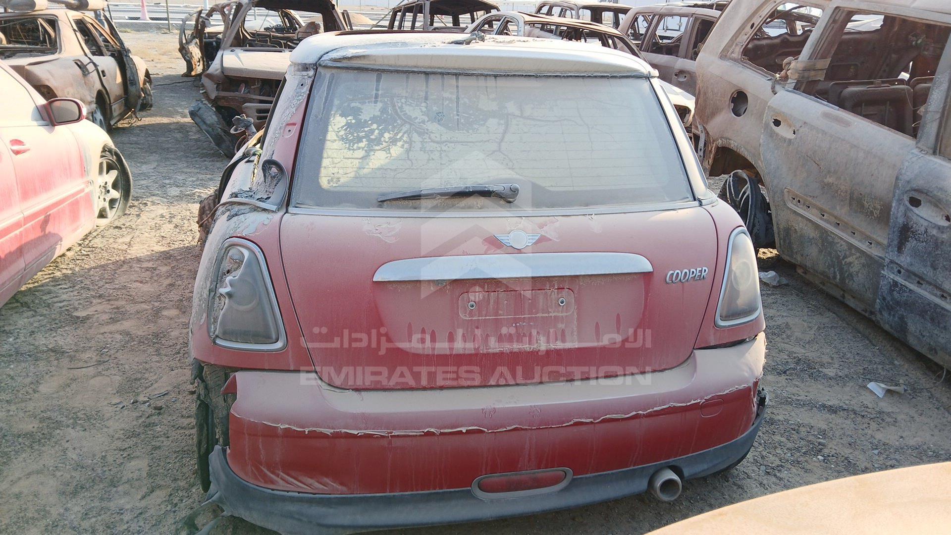 2009 MINI COOPER VIN: WMWMF31089TT78141
