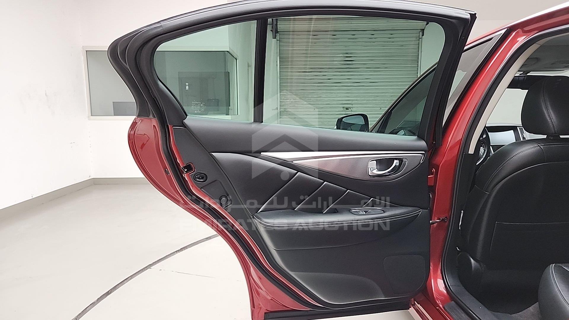 2017 INFINITI Q50 VIN: JN1EV7AP4HM520088