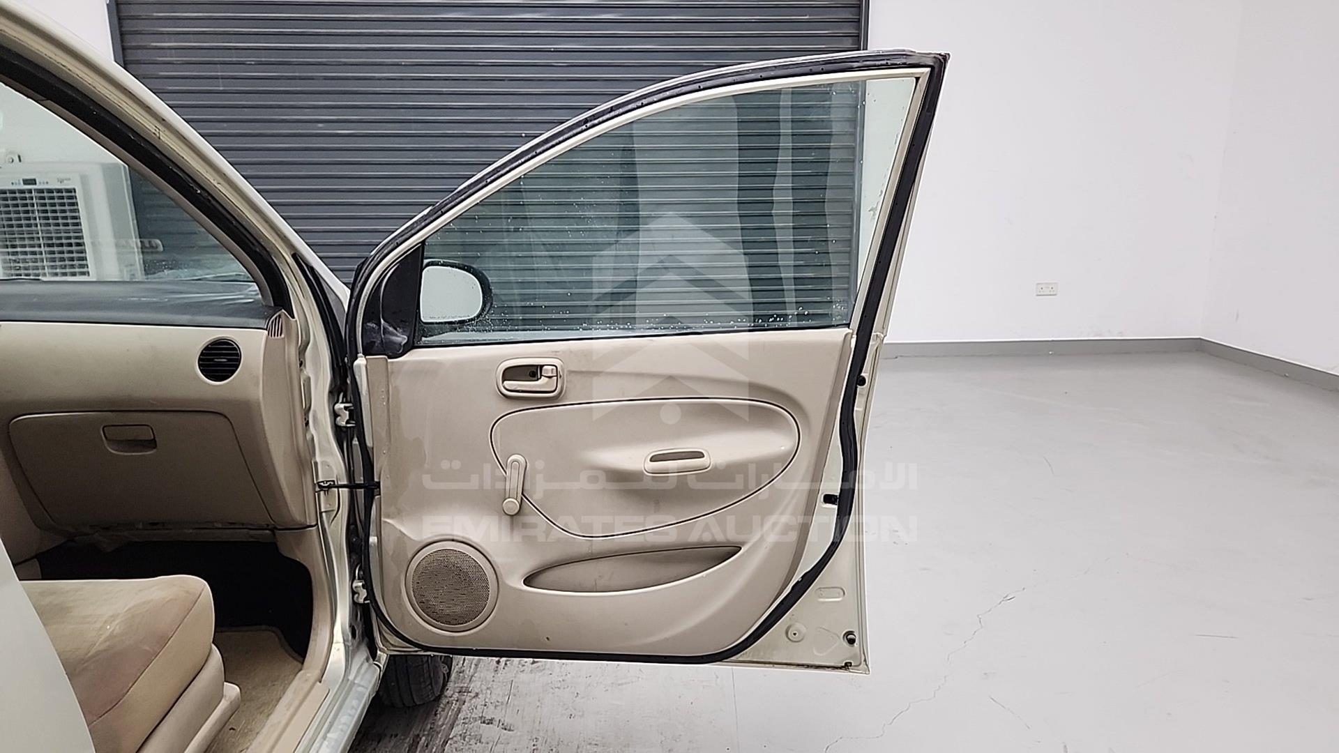 2006 DAIHATSU CHARADE VIN: JD1GL100561051900
