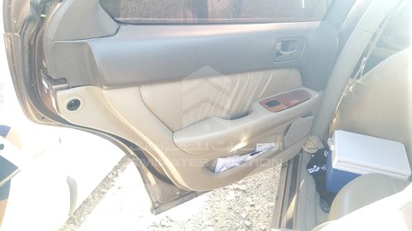 Lexus LS400 1999 JT8BH28F6X0159636 Image 15
