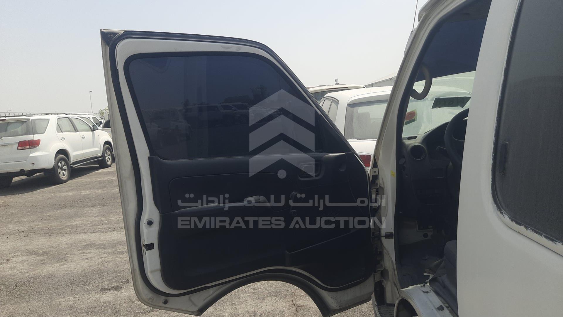 2010 NISSAN URVAN VIN: JN6AE54S7AX021965