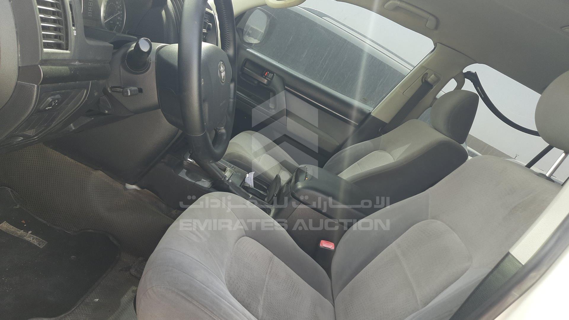 2011 TOYOTA LAND CRUISER VIN: JTMDU09J3B4043695