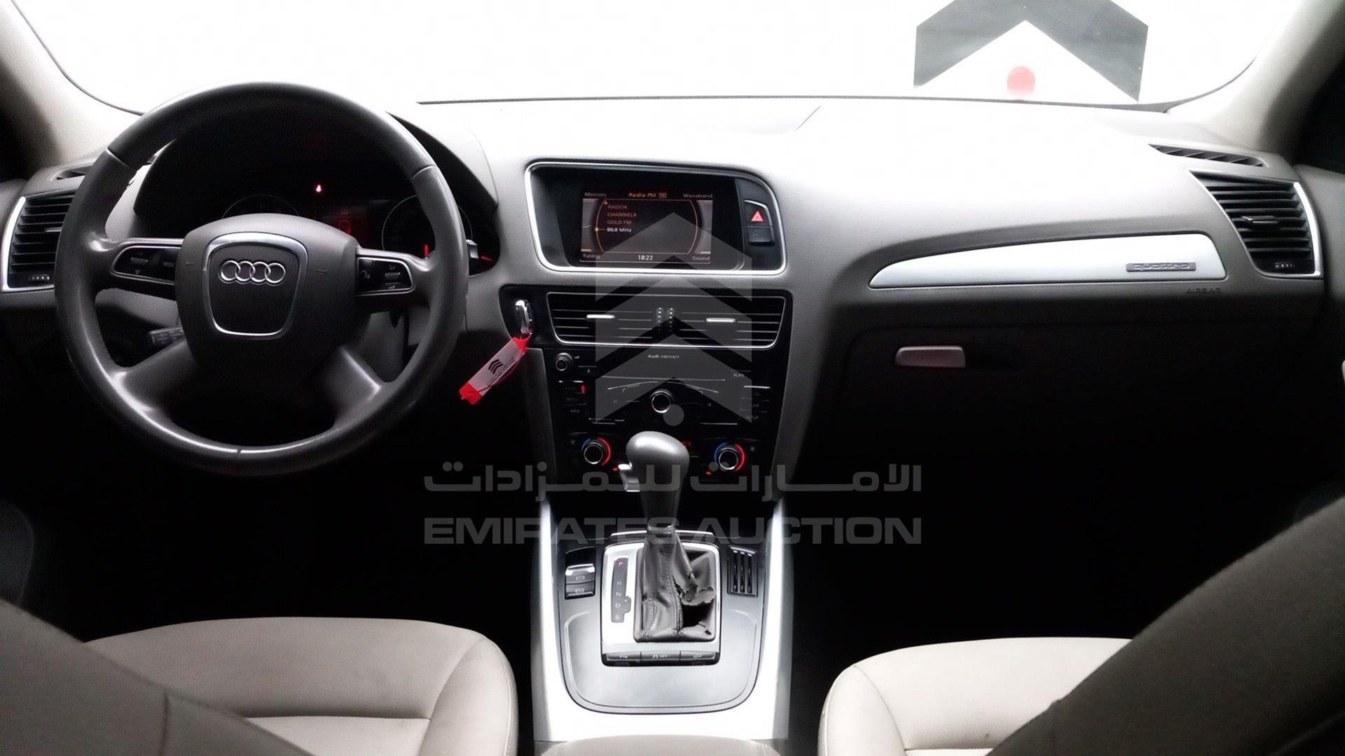 2011 AUDI Q5 VIN: WAUCFC8R2HA042938