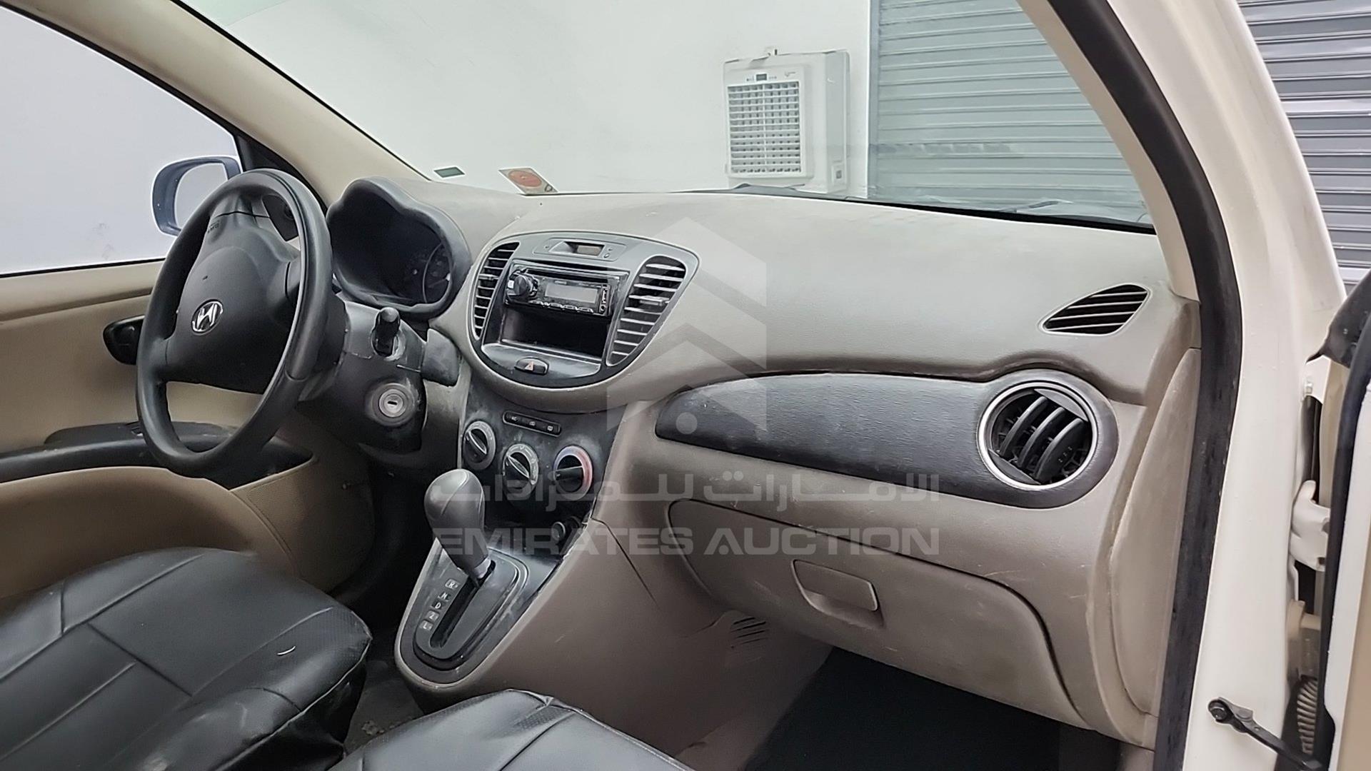 2015 HYUNDAI I10 VIN: MALAM51C9FM570463