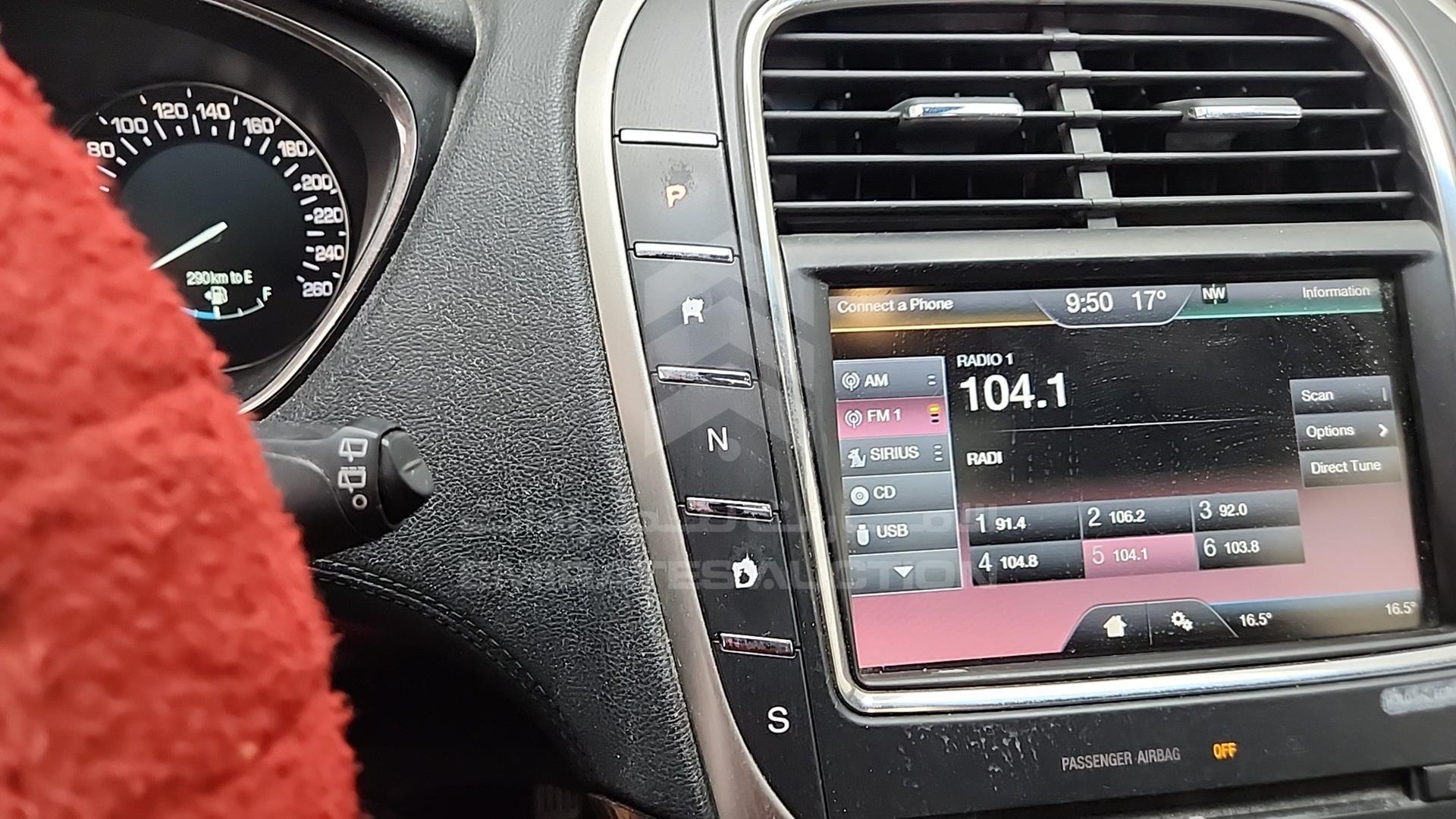 2016 LINCOLN MKX VIN: 2LMPJ8LP2GBL25406