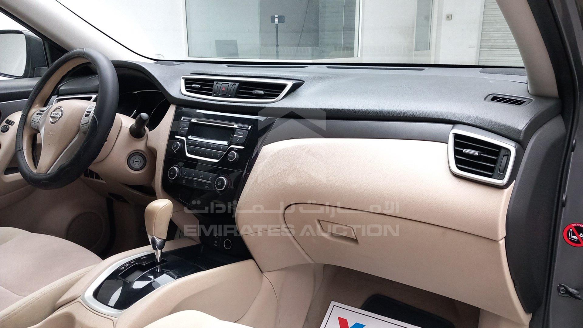 2015 NISSAN X-TRAIL VIN: JN1BT2MN0FW001014