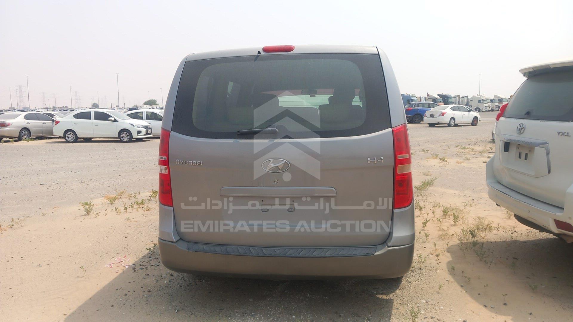2012 HYUNDAI H1 VIN: KMHWH81R3CU337401