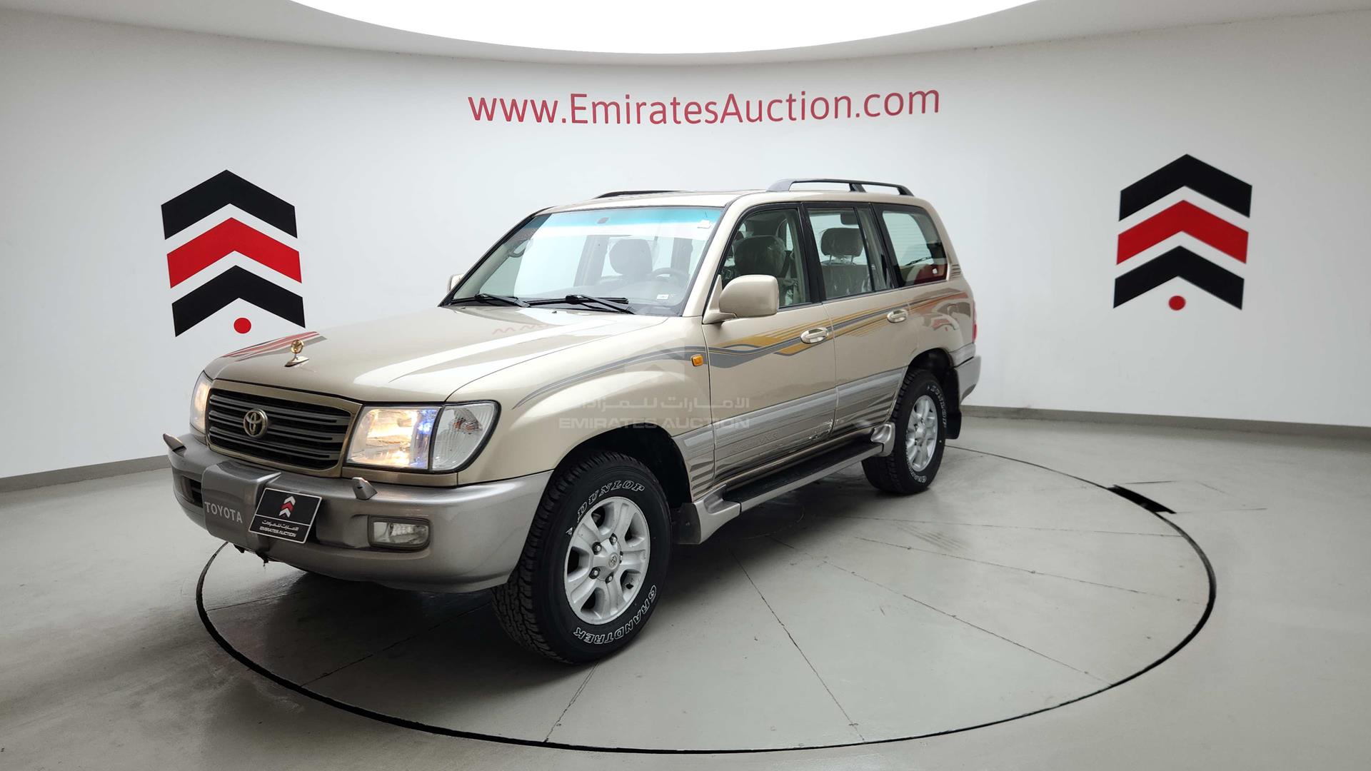 2005 TOYOTA LAND CRUISER VIN: JTEHT05J052069029