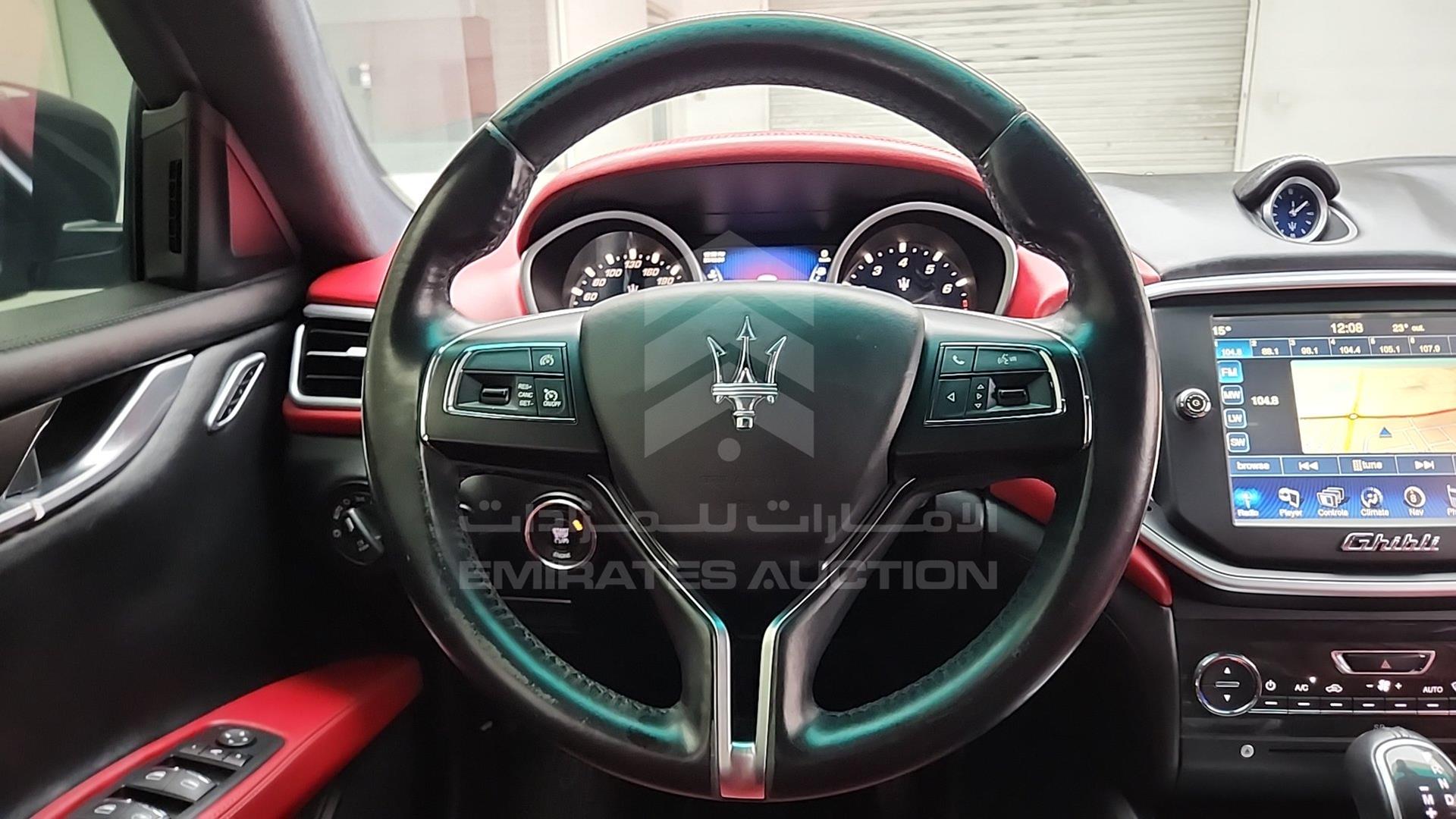 2014 MASERATI GHIBLI VIN: ZAMSS57F1E1113320