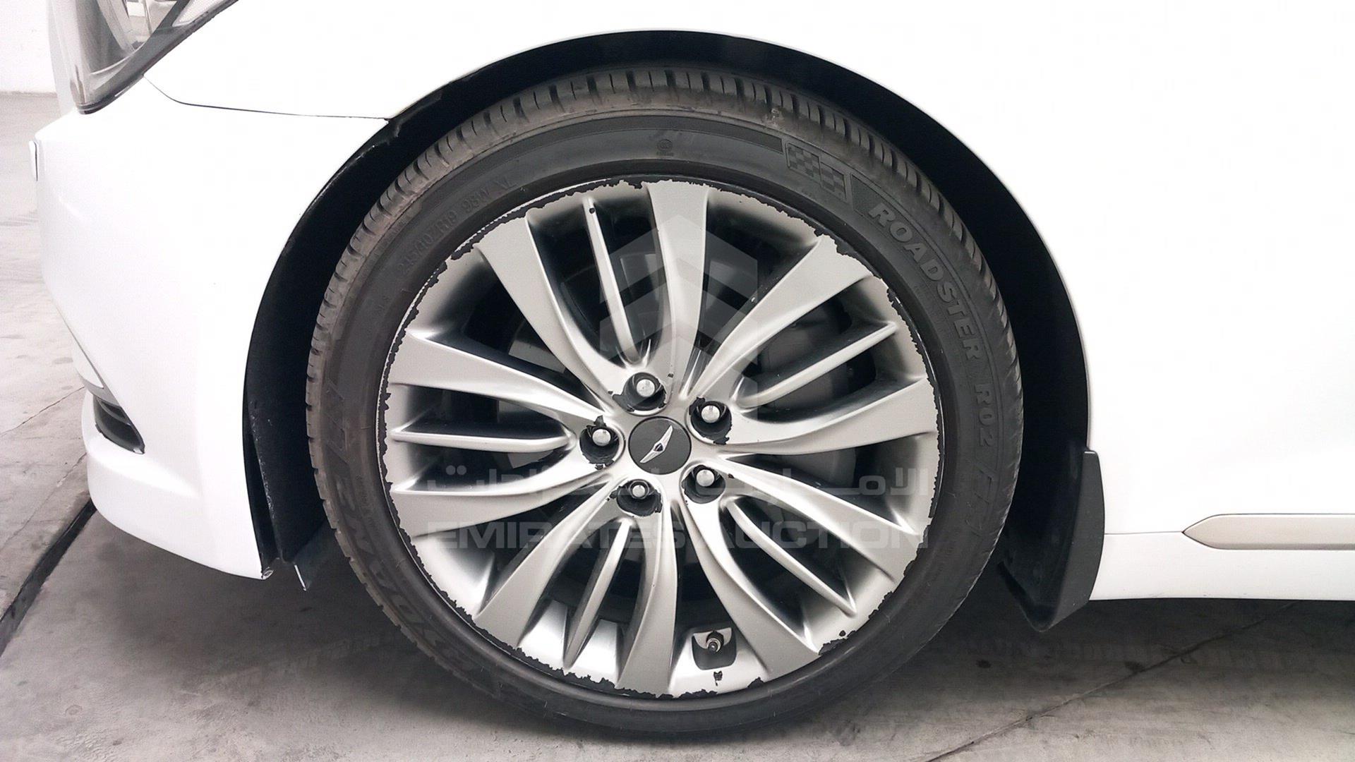 2017 HYUNDAI GENESIS VIN: KMHGN41E7HU183544