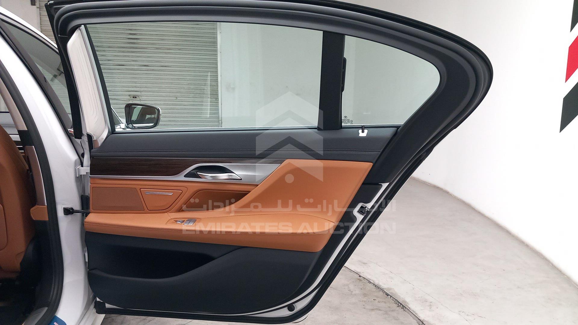 2017 BMW 740 LI VIN: WBA7E2107HG408800