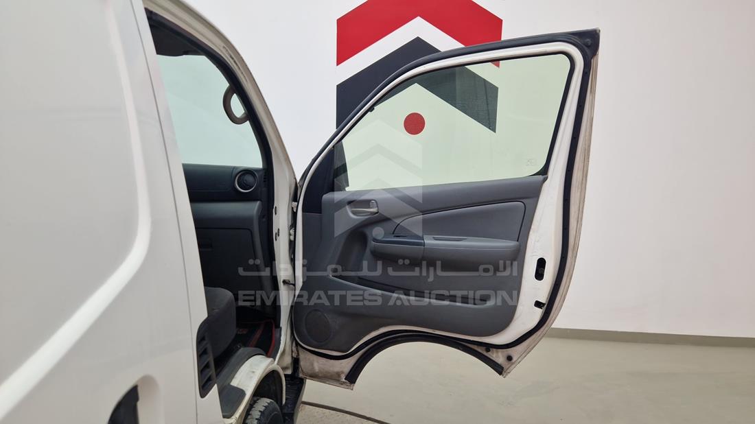 2016 Nissan Urvan — Front Right Door — Photo 19