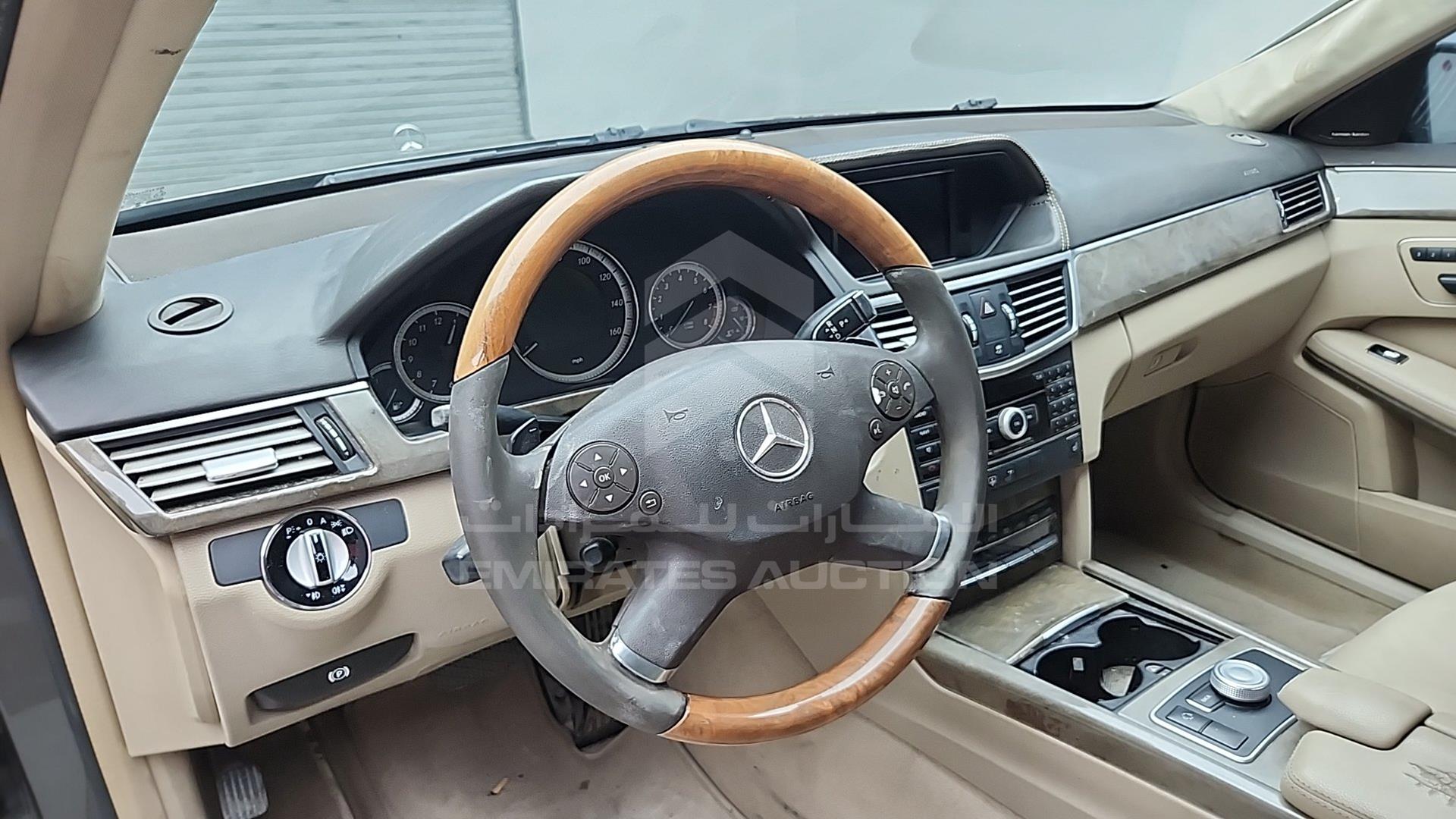 2010 MERCEDES E 350 VIN: WDDHF8HB9AA092331