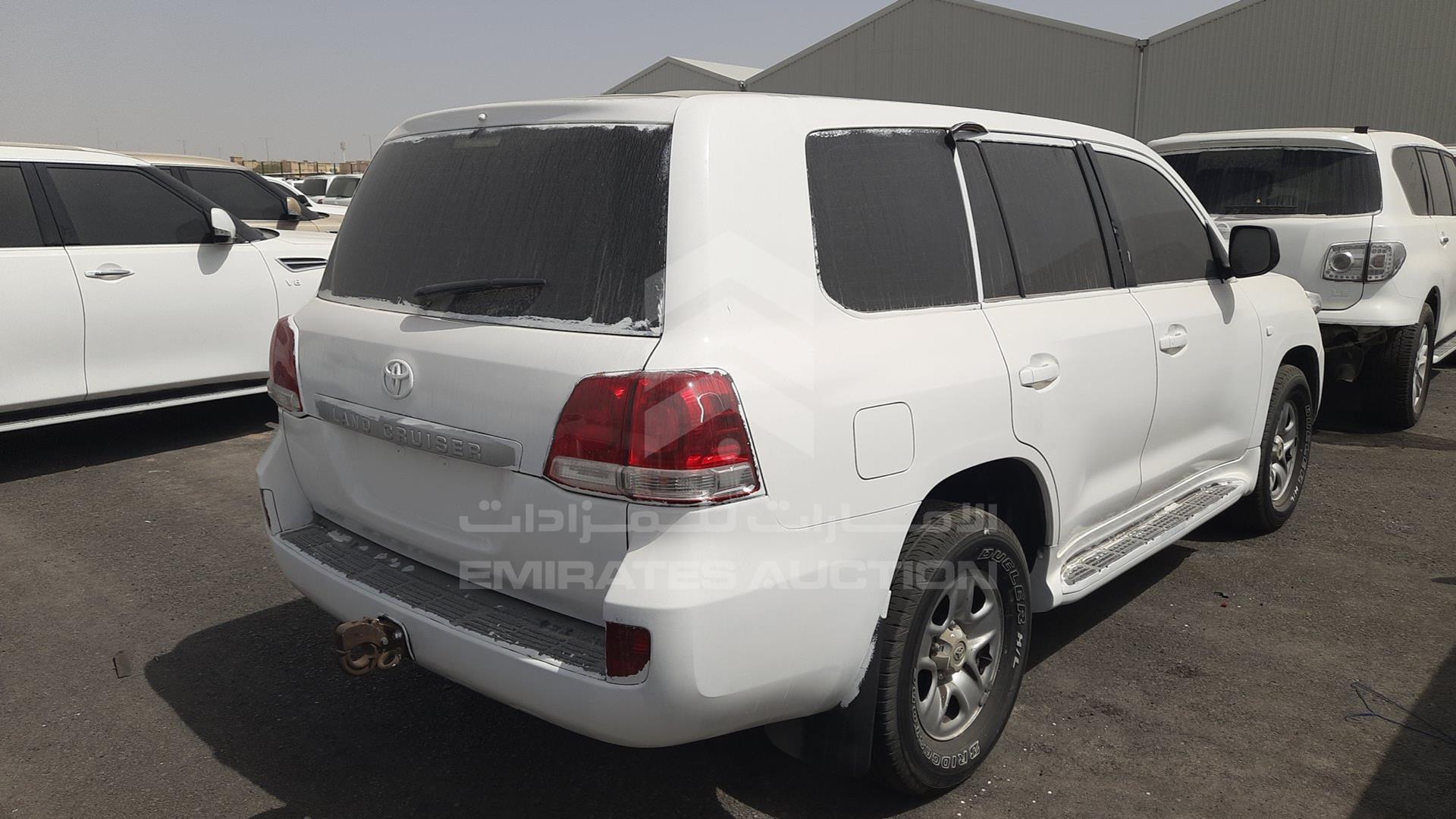 2011 TOYOTA LAND CRUISER VIN: JTMDU09J3B4043695