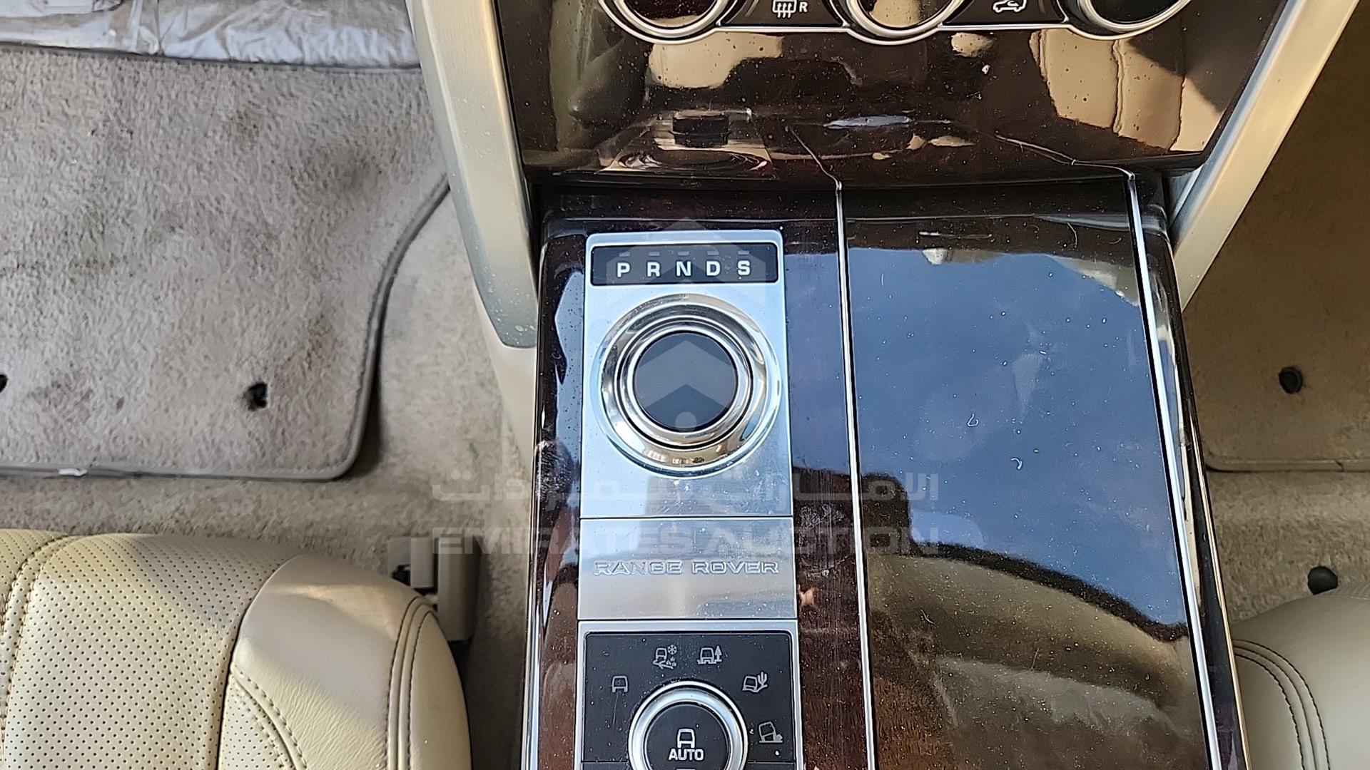 2015 RANGE ROVER VOGUE VIN: SALGA2EF8FA203086