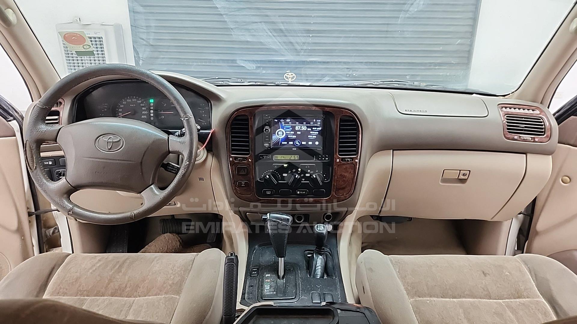 2000 TOYOTA LAND CRUISER VIN: JT3HT05J0Y0081156