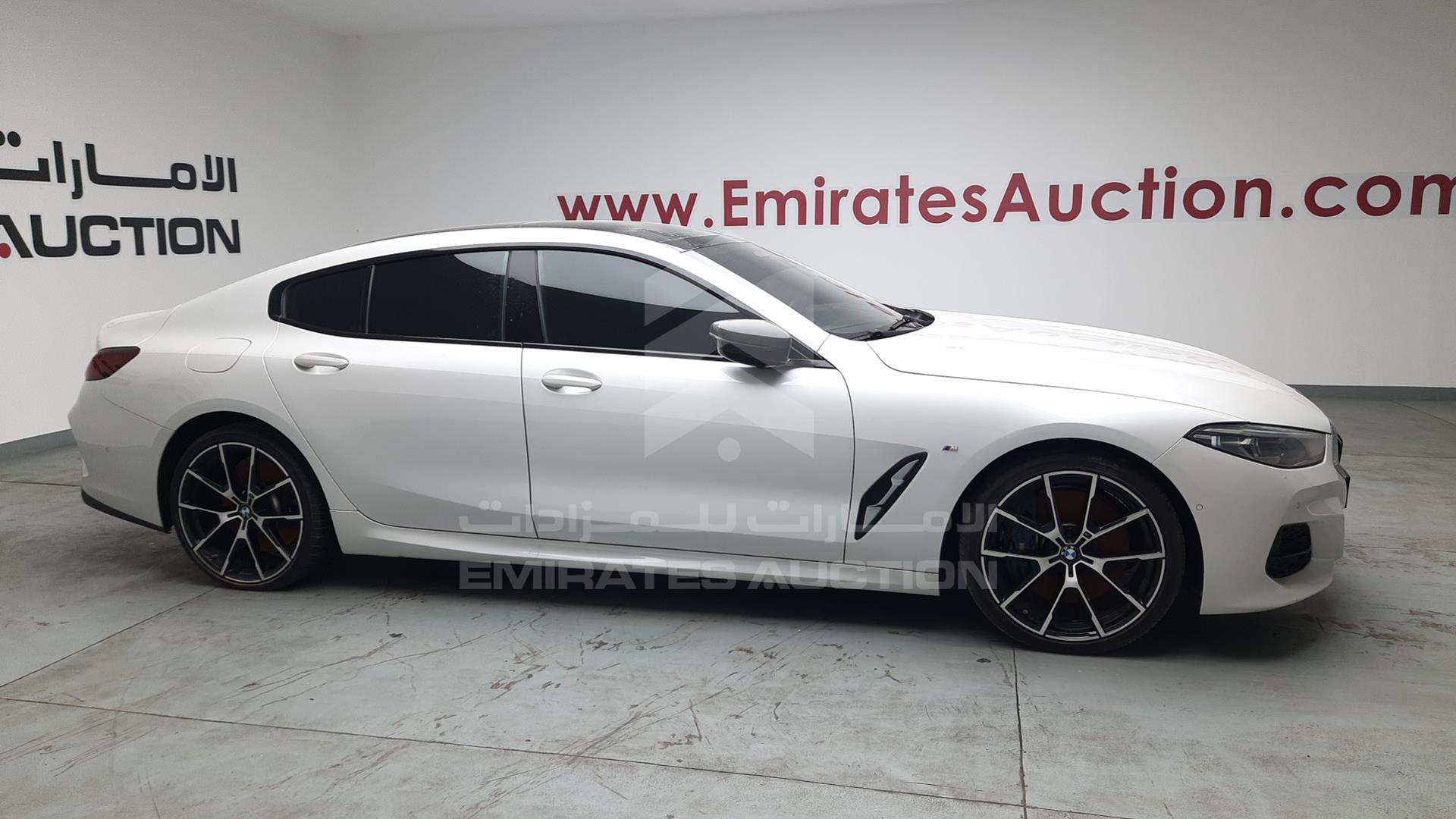 2020 BMW 840 VIN: WBAGV2A04LCE07560