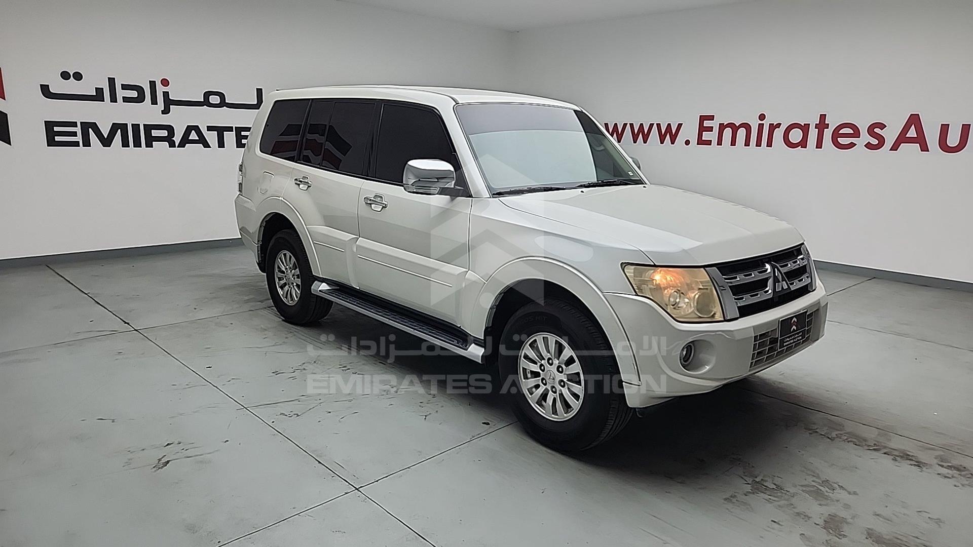 2014 MITSUBISHI PAJERO VIN: JMYLRV95WEJ708829