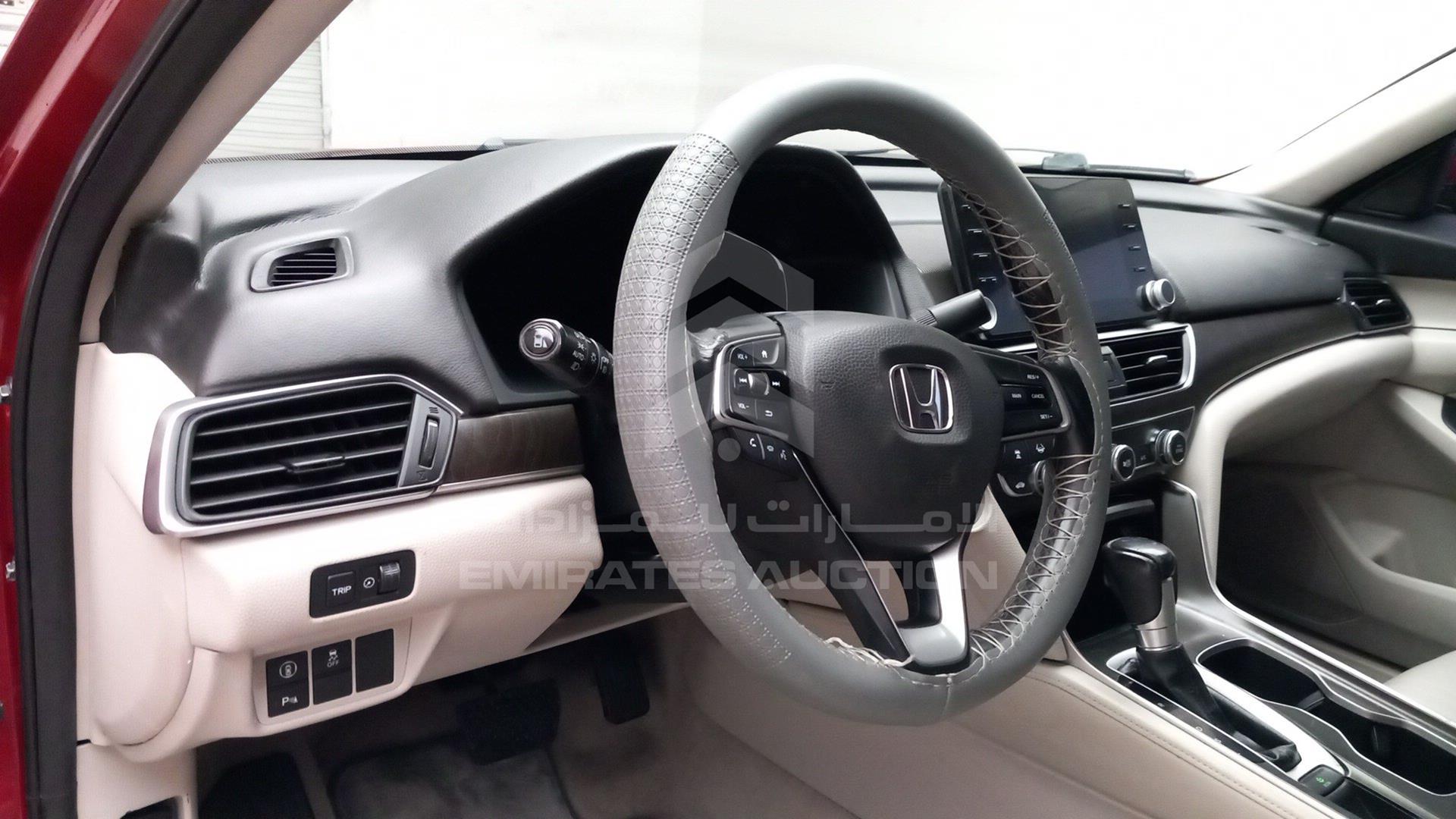 2018 HONDA ACCORD VIN: 1HGCV1666JA601815