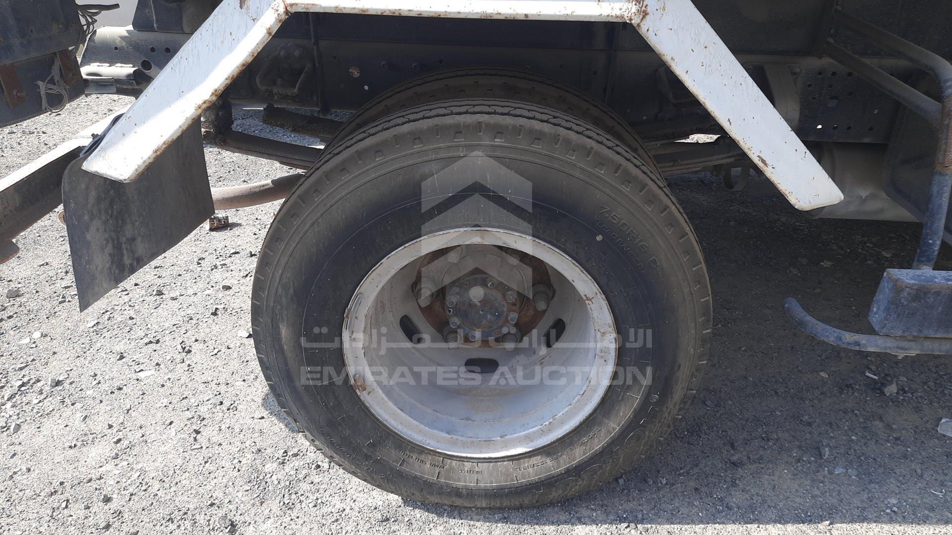 2015 MITSUBISHI CANTER VIN: JL7B6C2P2FK005980