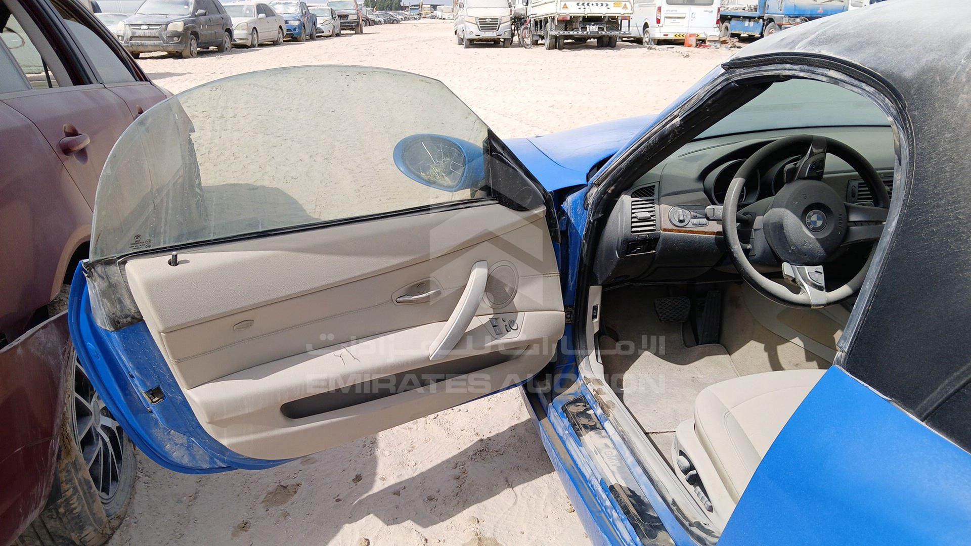 2006 BMW Z4 VIN: WBABU31026LH64274