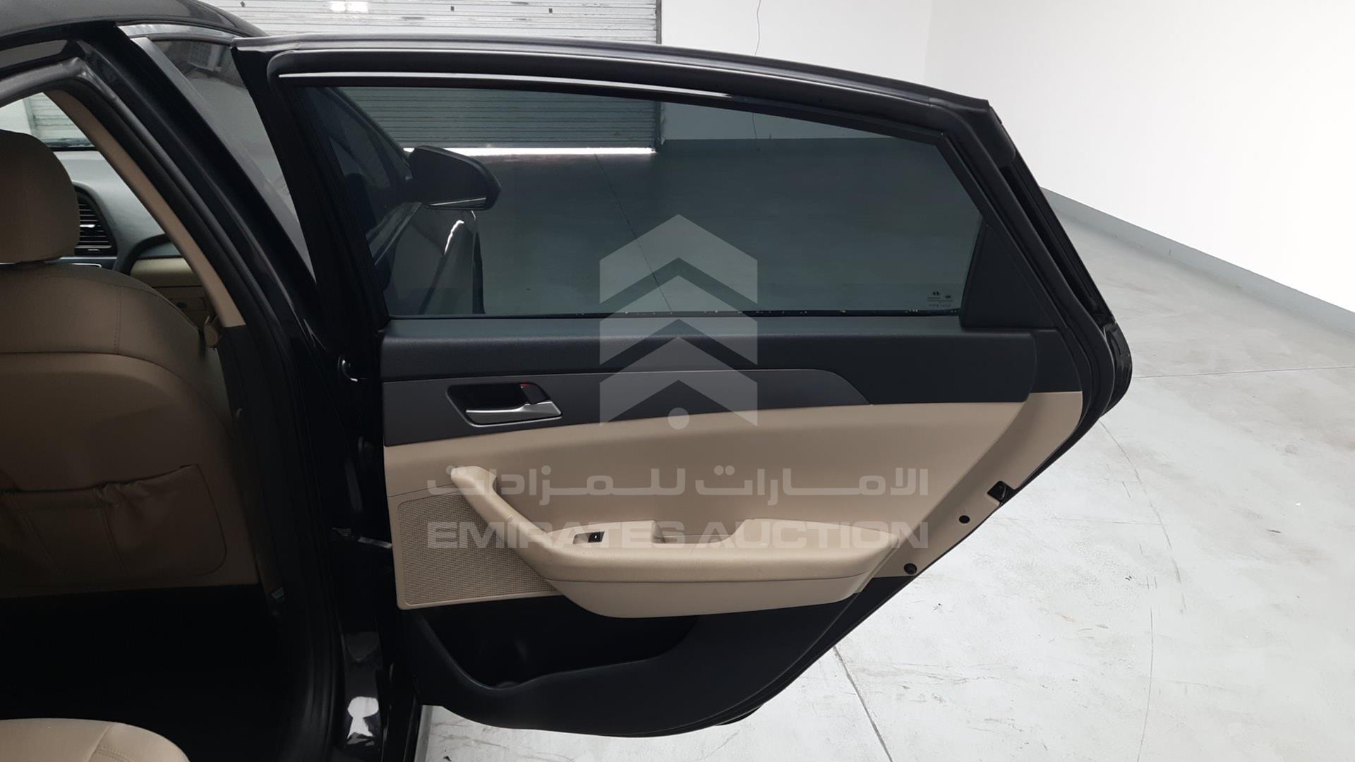 2018 HYUNDAI SONATA VIN: 5NPE24AF0JH627652