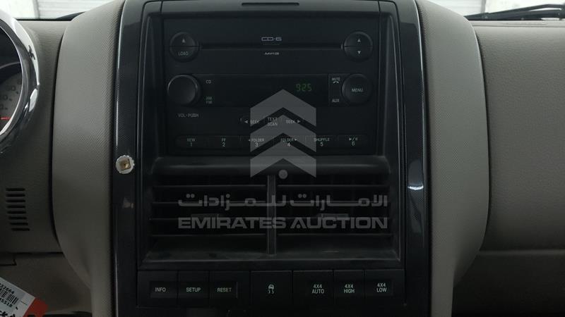 VIN: 1FMEU73E87UA45518 Auction: EmiratesAuction Lot: 405931 VIN: 1FMEU73E87UA45518 Ford Explorer 2007 SILVER Photo 16