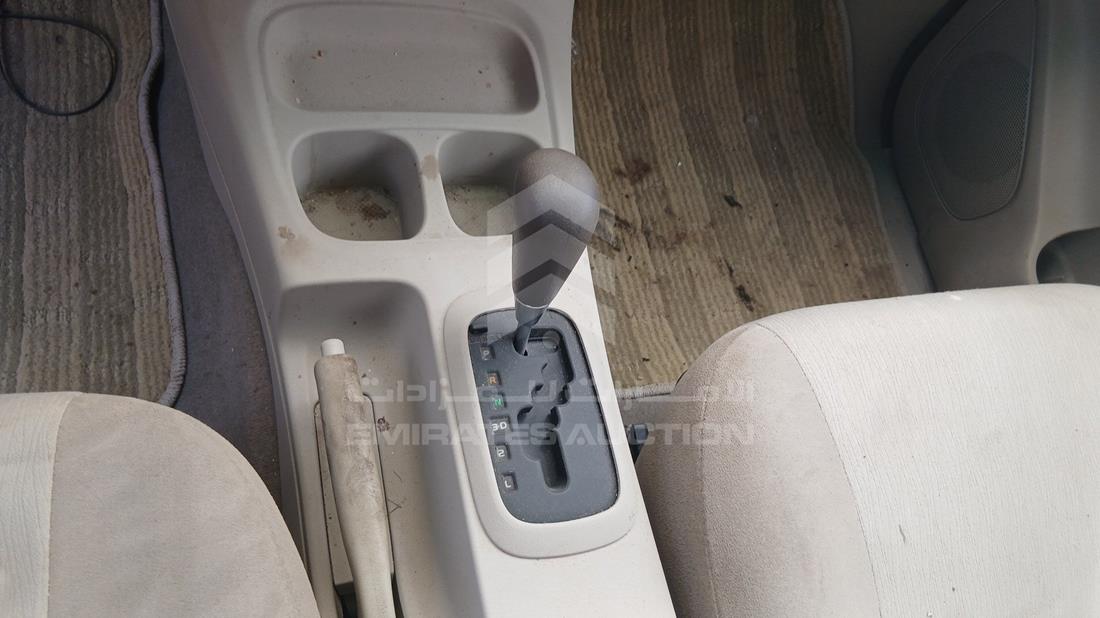 2014 Toyota Innova — Gear View — Photo 16
