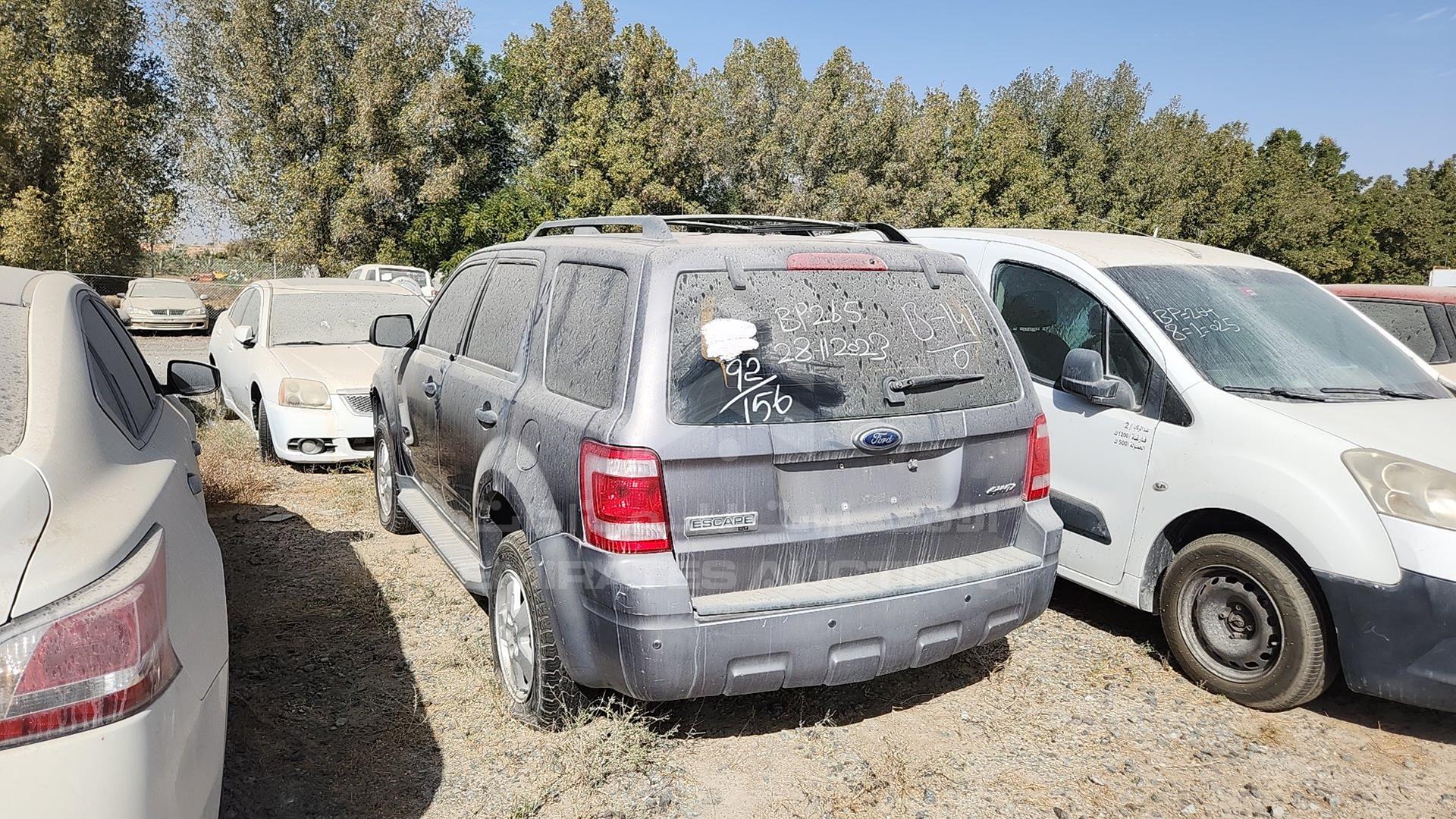 2008 FORD ESCAPE VIN: 1FMCU93118KA54512