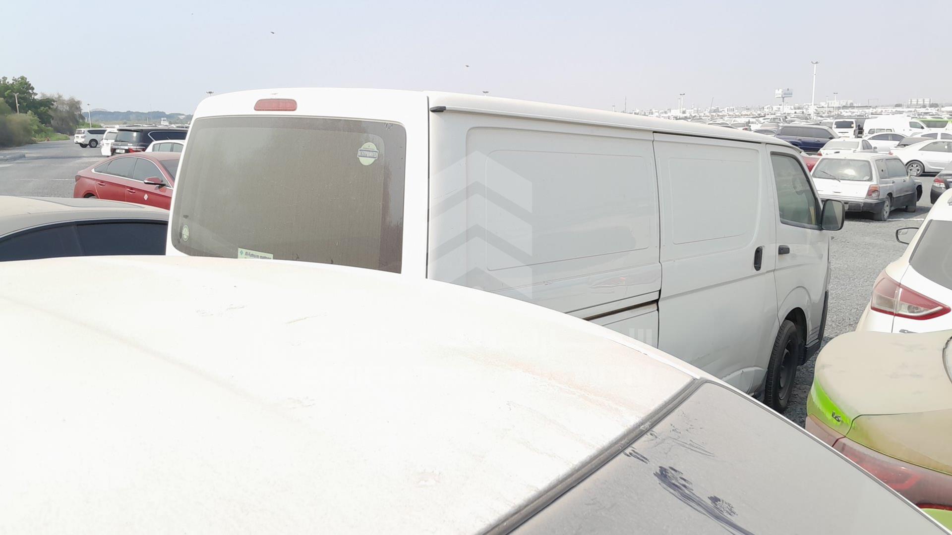2013 TOYOTA HIACE VIN: JTFHX02P7D0075333