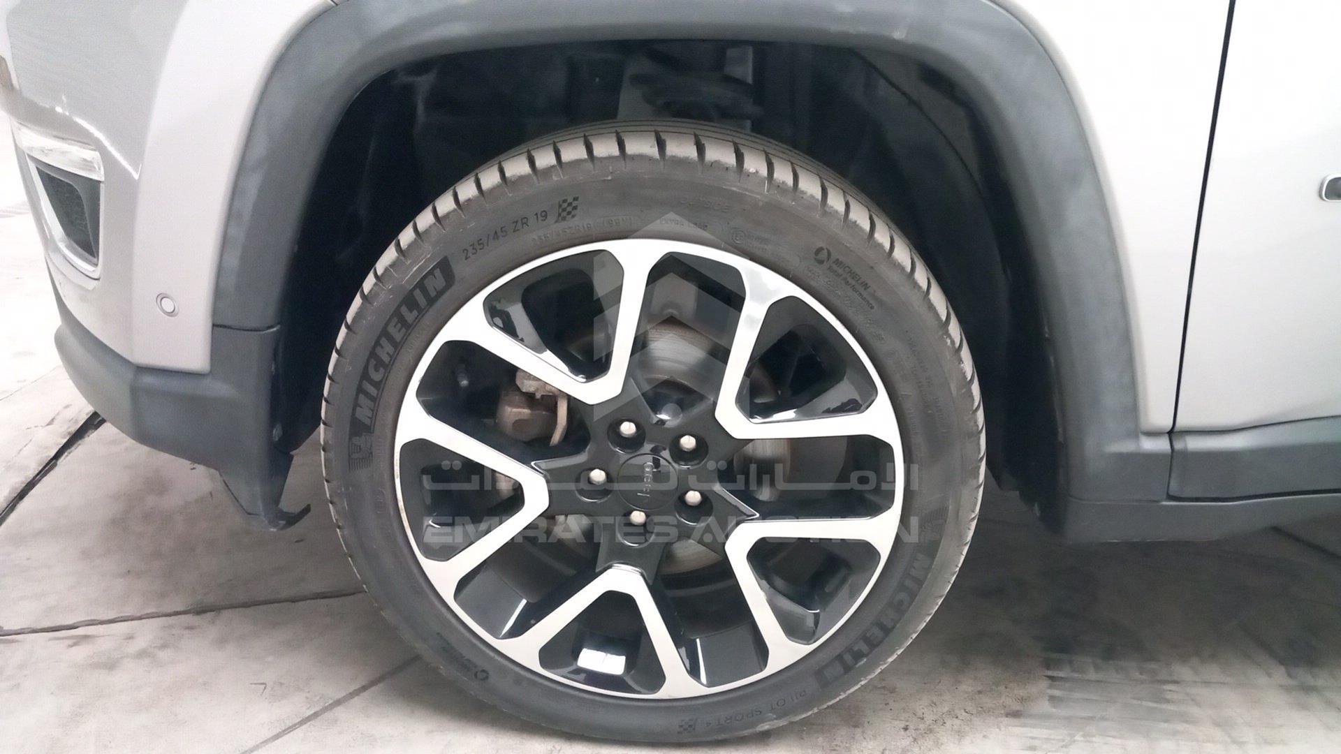 2019 JEEP COMPASS VIN: 3C4NJDCB7KT630062