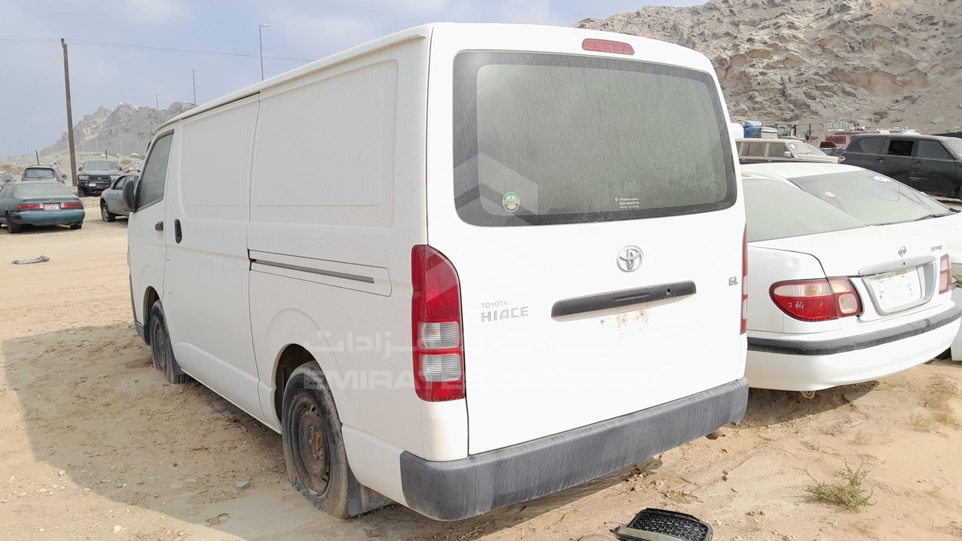 2015 TOYOTA HIACE VIN: JTFHX02P1F0099355